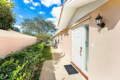 2841 Livingston Lane West Palm Beach FL 33411