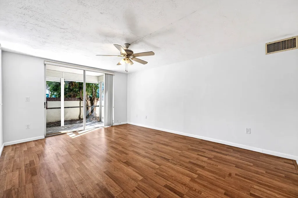 1681 NW 70th Avenue Plantation FL 33313