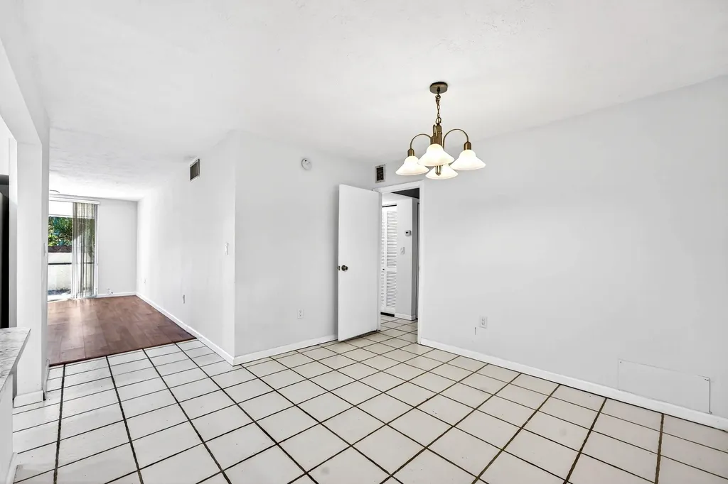 1681 NW 70th Avenue Plantation FL 33313