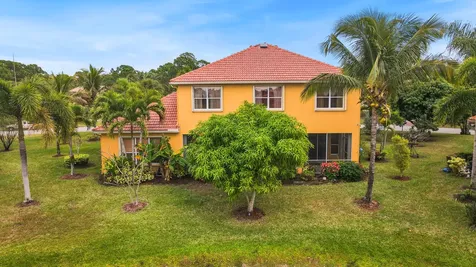 465 NW Dover Court Port St Lucie FL 34983