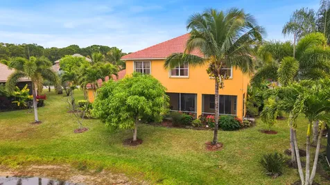 465 NW Dover Court Port St Lucie FL 34983