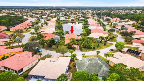 465 NW Dover Court Port St Lucie FL 34983