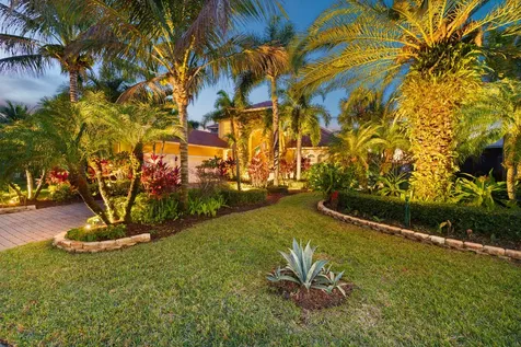 465 NW Dover Court Port St Lucie FL 34983