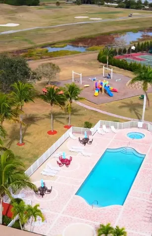 465 NW Dover Court Port St Lucie FL 34983