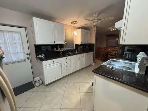 6566 NW 34th Ave Lot#h009 Avenue Coconut Creek FL 33073