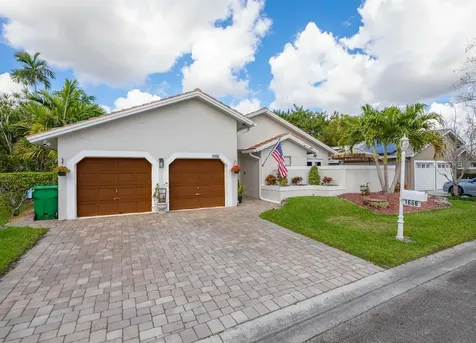 1666 NW 106th Terrace Coral Springs FL 33071