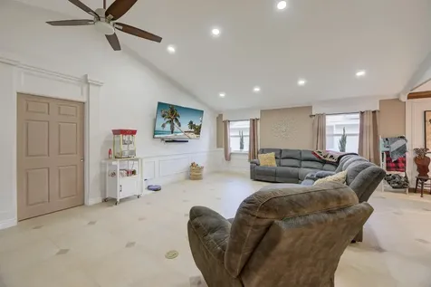 1666 NW 106th Terrace Coral Springs FL 33071