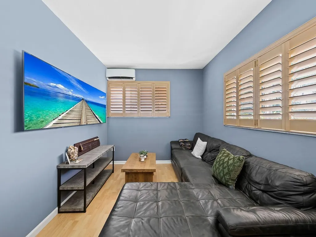 2011 NE 60th Street Fort Lauderdale FL 33308