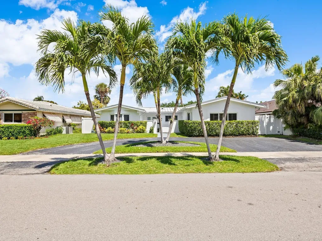 2011 NE 60th Street Fort Lauderdale FL 33308