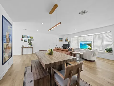 2011 NE 60th Street Fort Lauderdale FL 33308