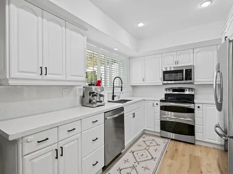 2011 NE 60th Street Fort Lauderdale FL 33308