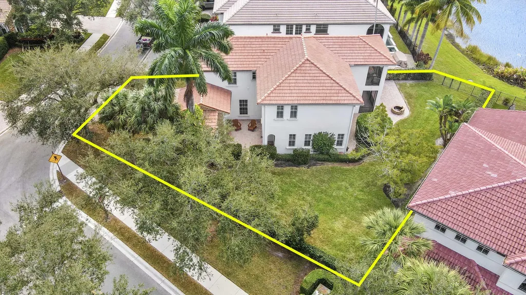 770 Bocce Court Palm Beach Gardens FL 33410