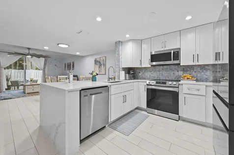 866 E Jeffery Street Boca Raton FL 33487