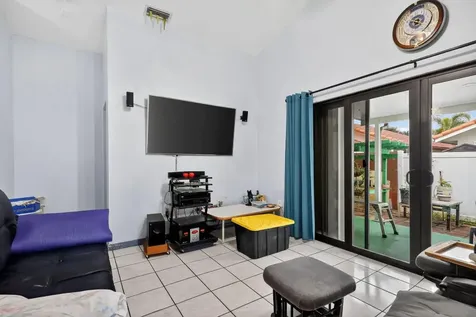19065 NW 85th Court Hialeah FL 33015