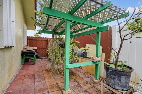 19065 NW 85th Court Hialeah FL 33015