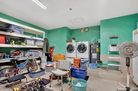 19065 NW 85th Court Hialeah FL 33015