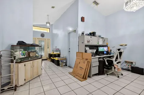 19065 NW 85th Court Hialeah FL 33015
