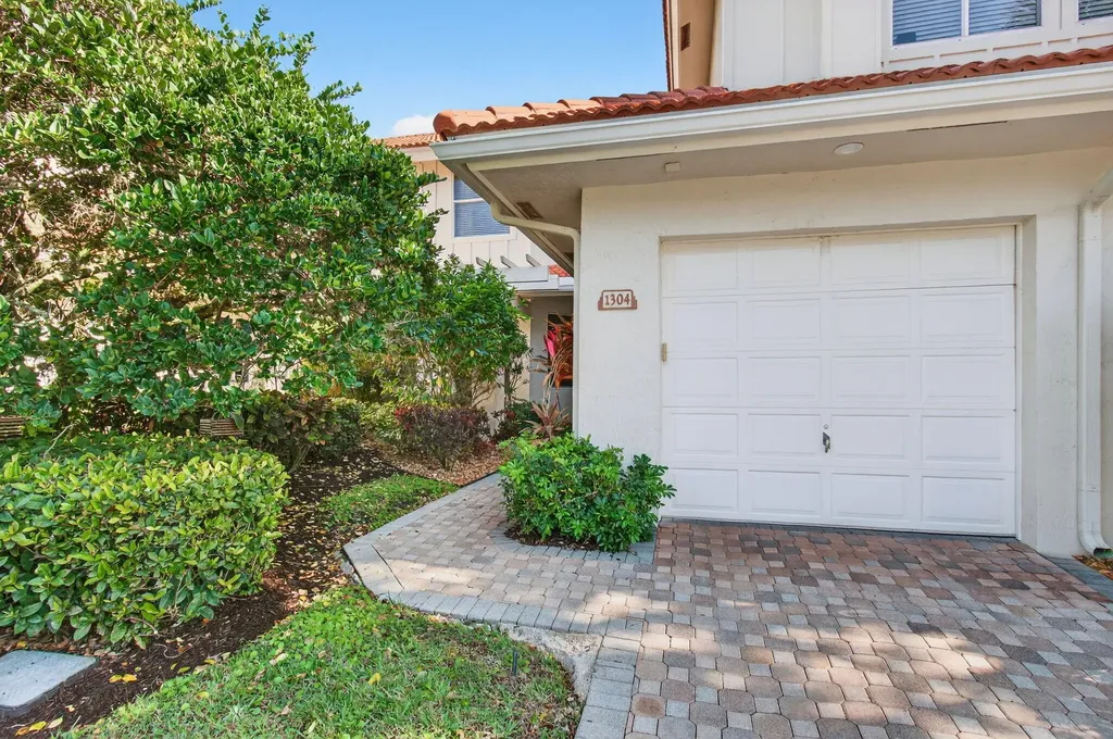 2512 Coco Plum Boulevard Boca Raton FL 33496