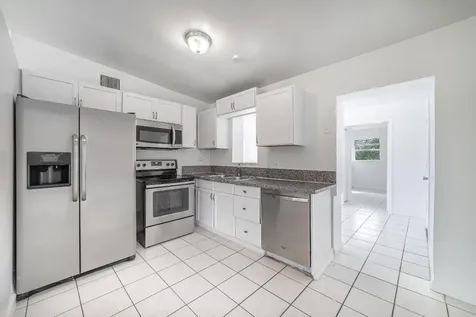 5652 S Rue Road West Palm Beach FL 33415