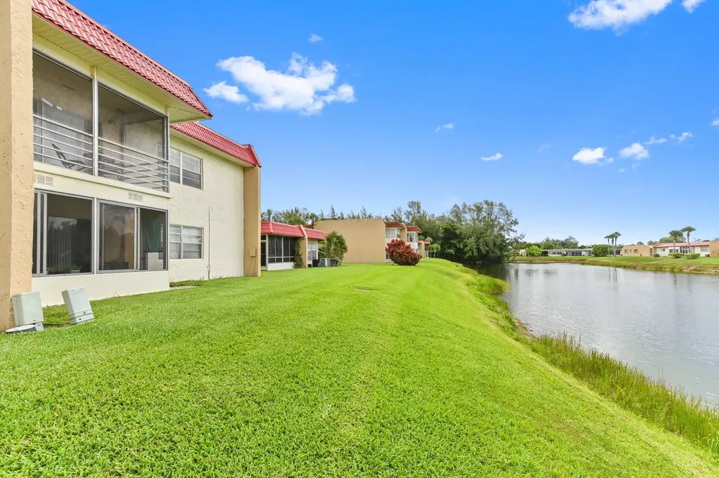 198 Lake Frances Drive West Palm Beach FL 33411