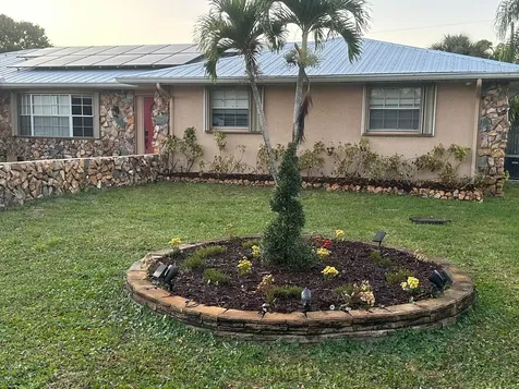 189 NE Caprona Avenue Port St Lucie FL 34983