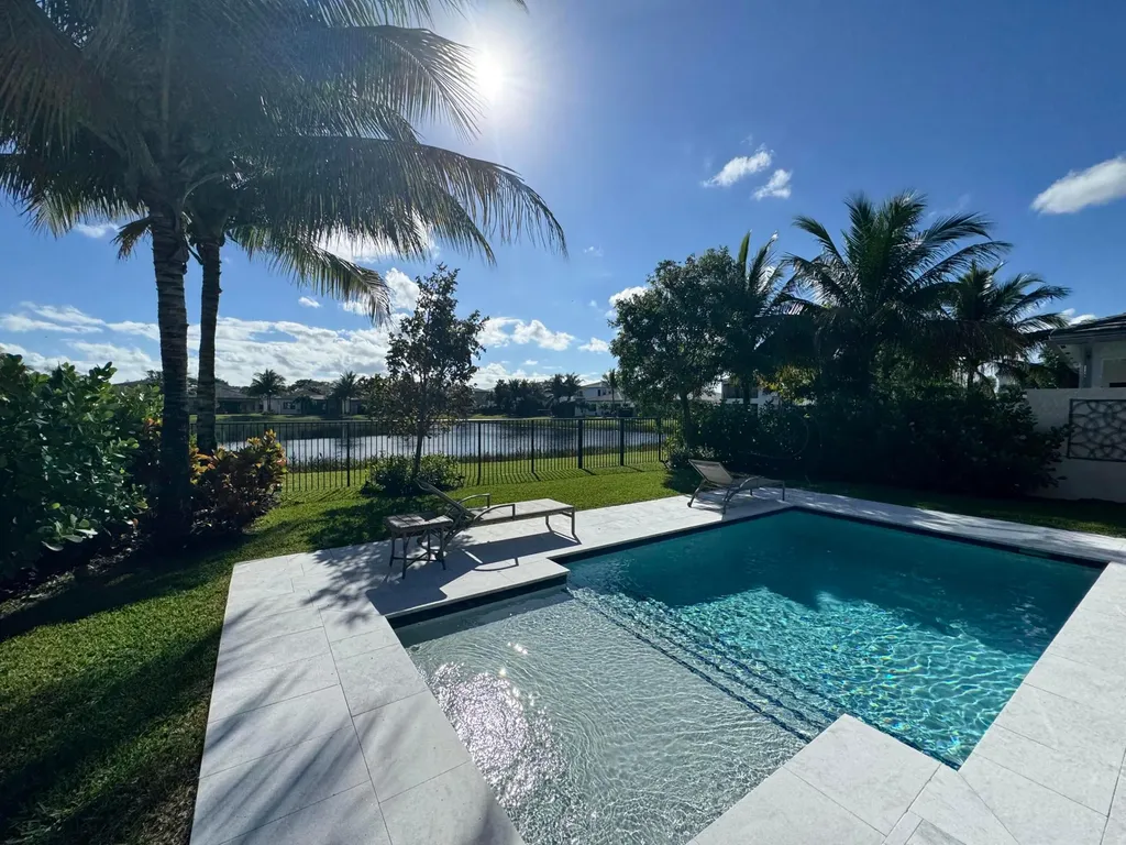 8606 Tower Bridge Court Boca Raton FL 33496
