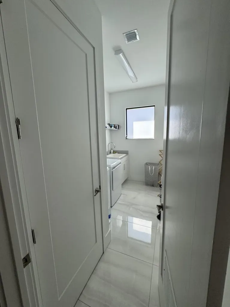8606 Tower Bridge Court Boca Raton FL 33496