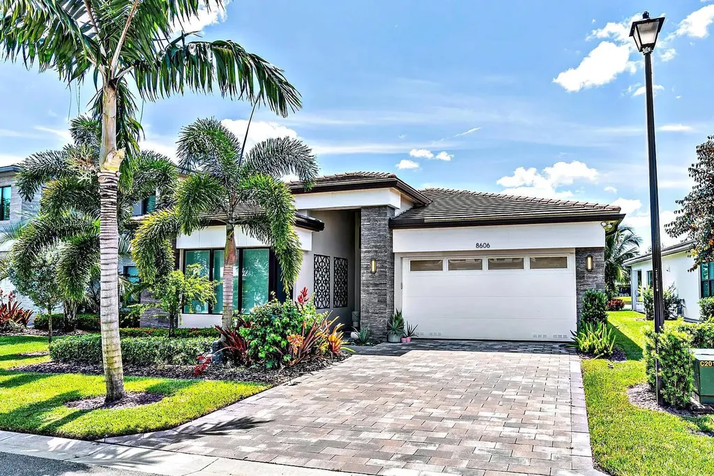 8606 Tower Bridge Court Boca Raton FL 33496