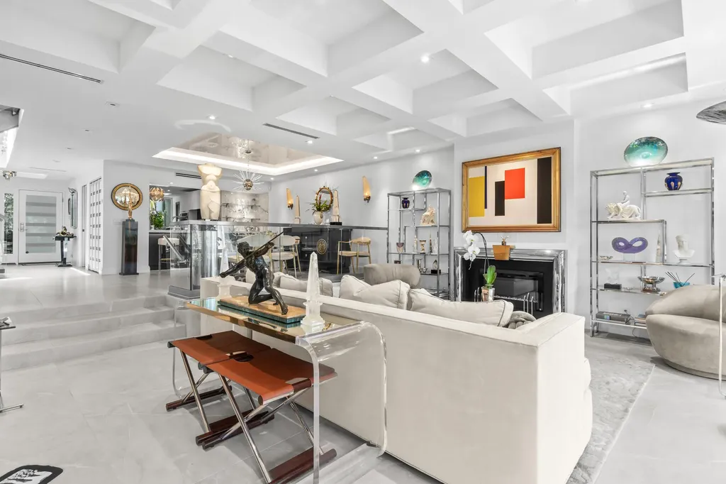 2335 S Ocean Boulevard Palm Beach FL 33480