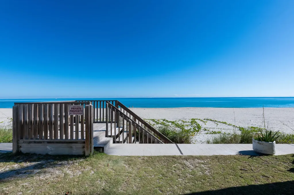 2335 S Ocean Boulevard Palm Beach FL 33480