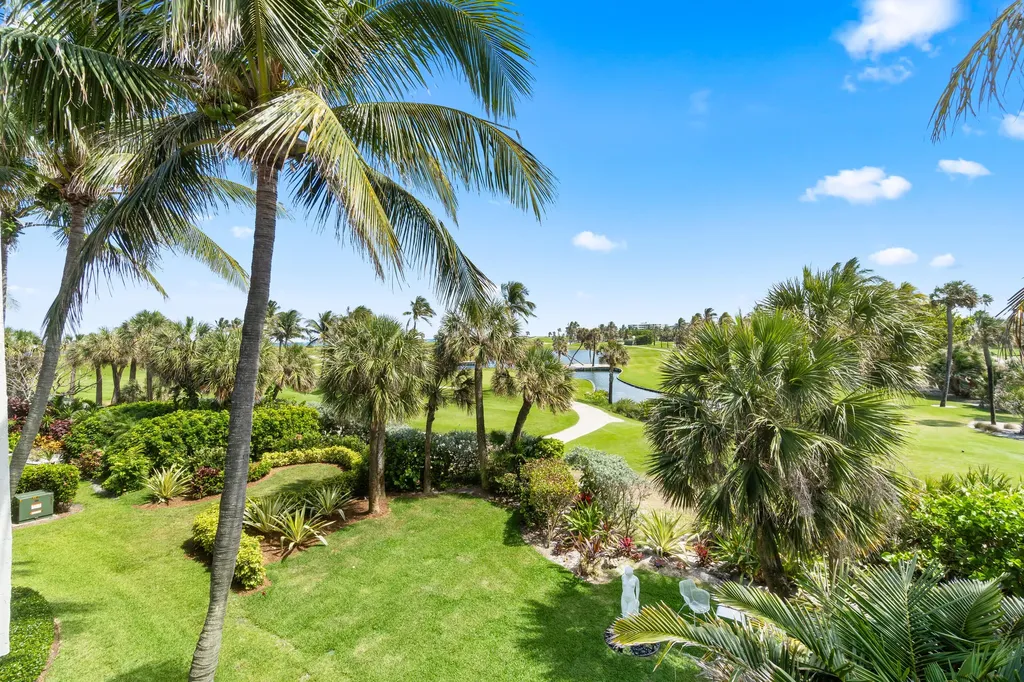 2335 S Ocean Boulevard Palm Beach FL 33480