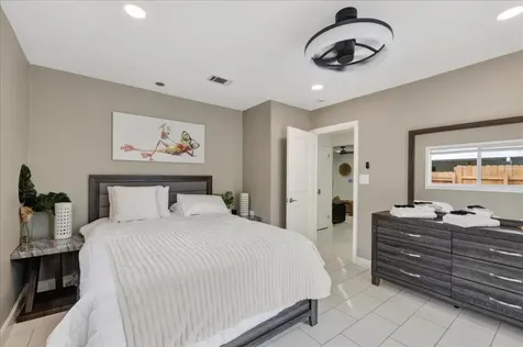721 NW 36th Street Oakland Park FL 33309