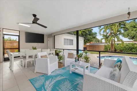 721 NW 36th Street Oakland Park FL 33309