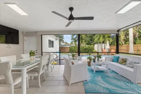 721 NW 36th Street Oakland Park FL 33309