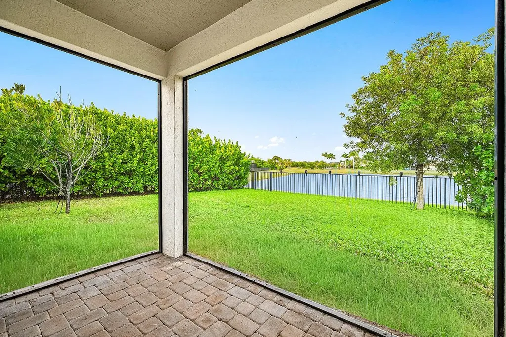 5478 Starfish Road Westlake FL 33470