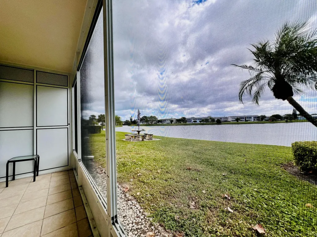 171 Chatham I West Palm Beach FL 33417