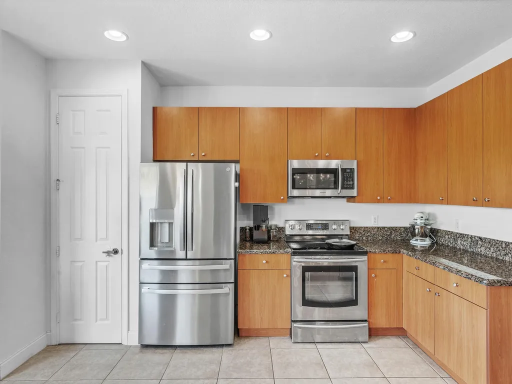 167 Catania Way Royal Palm Beach FL 33411