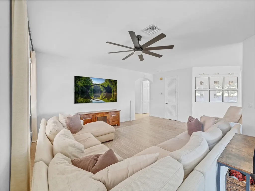 167 Catania Way Royal Palm Beach FL 33411