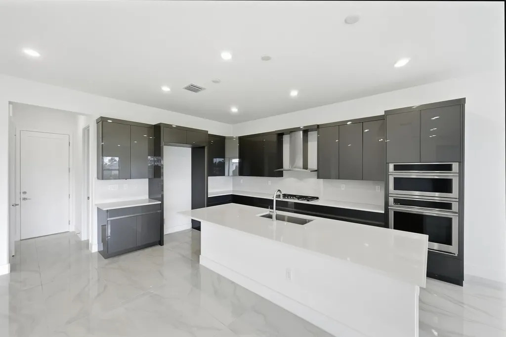 10146 Royal Ascot Avenue Lake Worth FL 33449