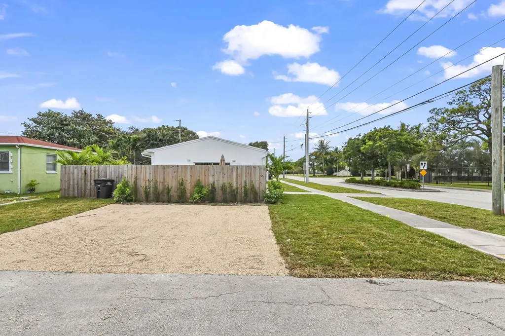 3400 Parker Avenue West Palm Beach FL 33405