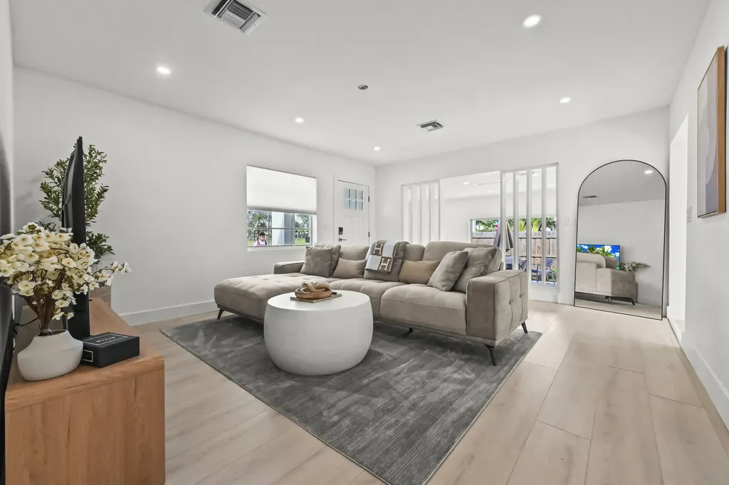 3400 Parker Avenue West Palm Beach FL 33405