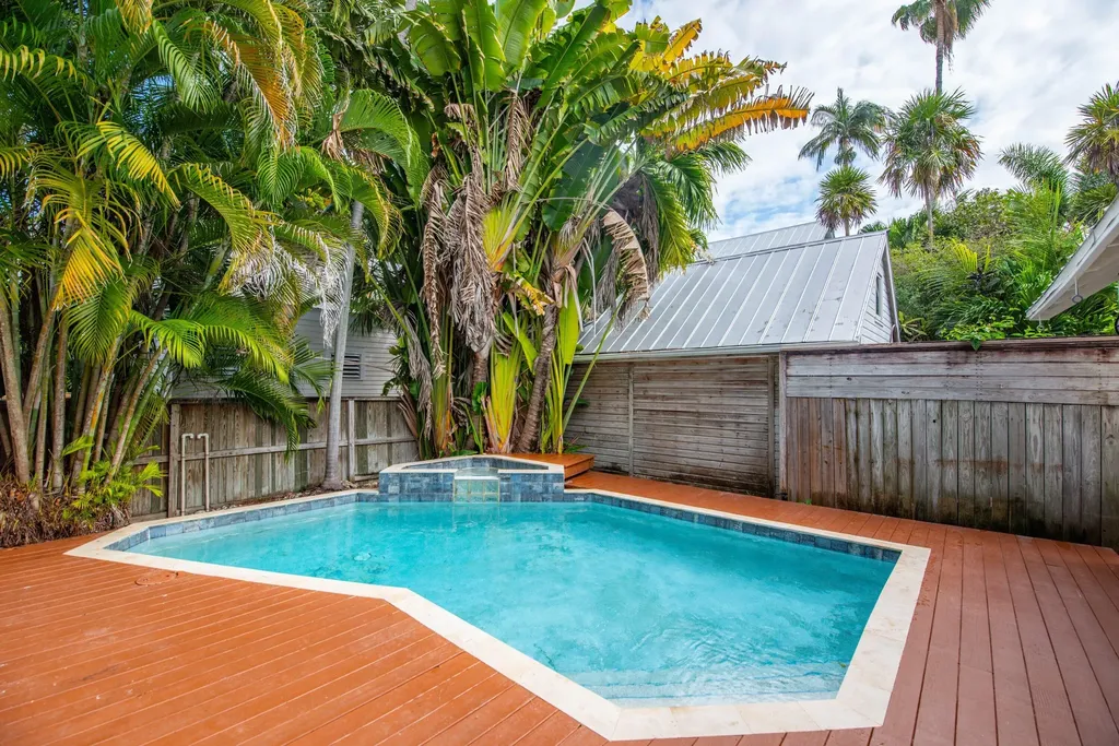 609 Margaret Street Key West FL 33040
