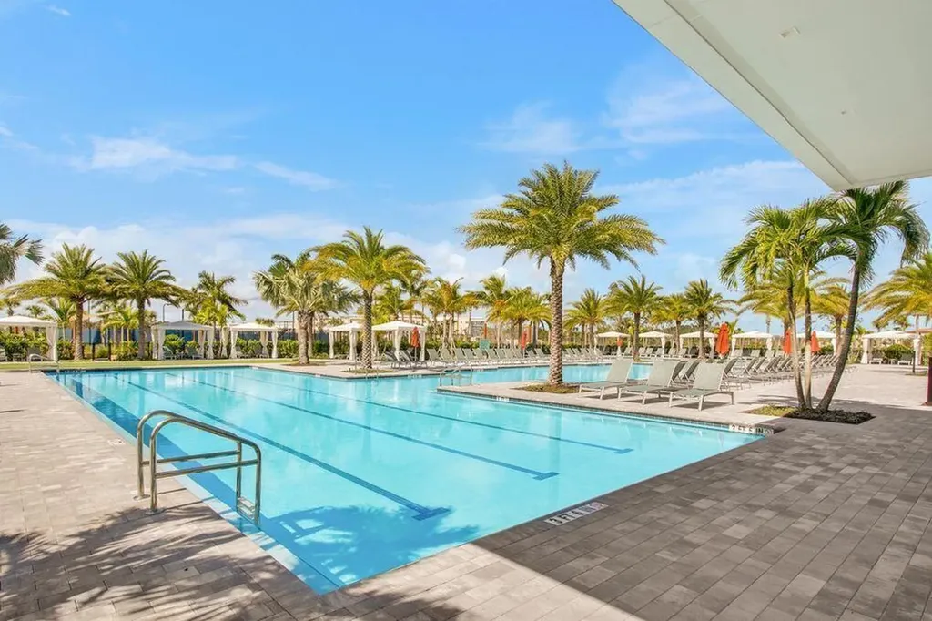 12544 Gross Pointe Drive Palm Beach Gardens FL 33418