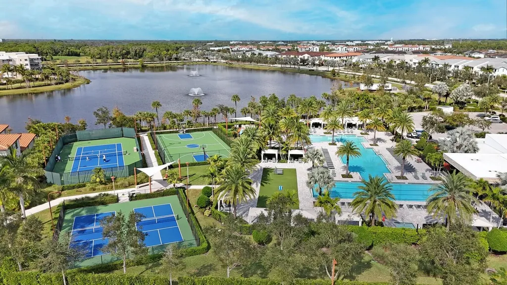12544 Gross Pointe Drive Palm Beach Gardens FL 33418