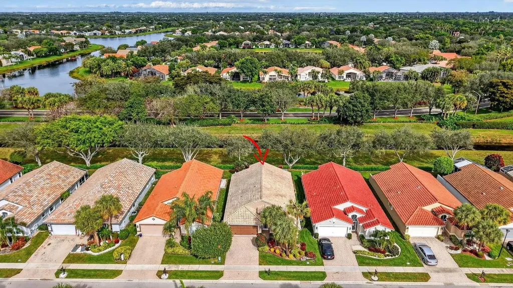 6877 Castlemaine Avenue Boynton Beach FL 33437