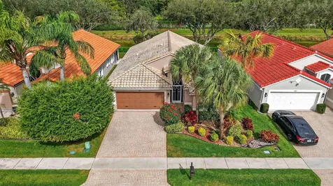 6877 Castlemaine Avenue Boynton Beach FL 33437
