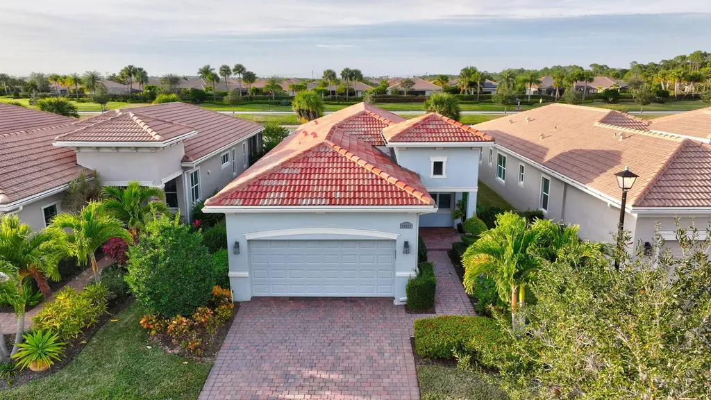 19027 SW Positano Way Port St Lucie FL 34986