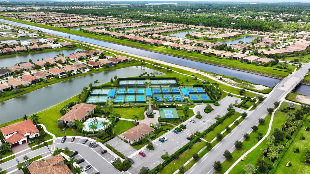 19027 SW Positano Way Port St Lucie FL 34986