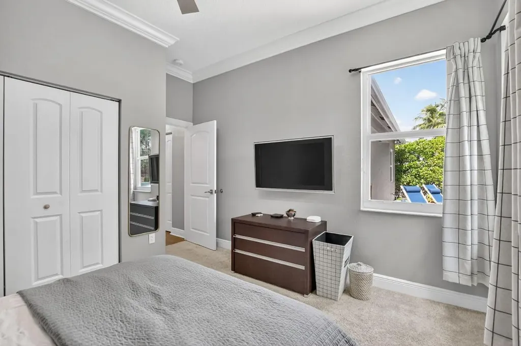 11 Lake Eden Drive Boynton Beach FL 33435