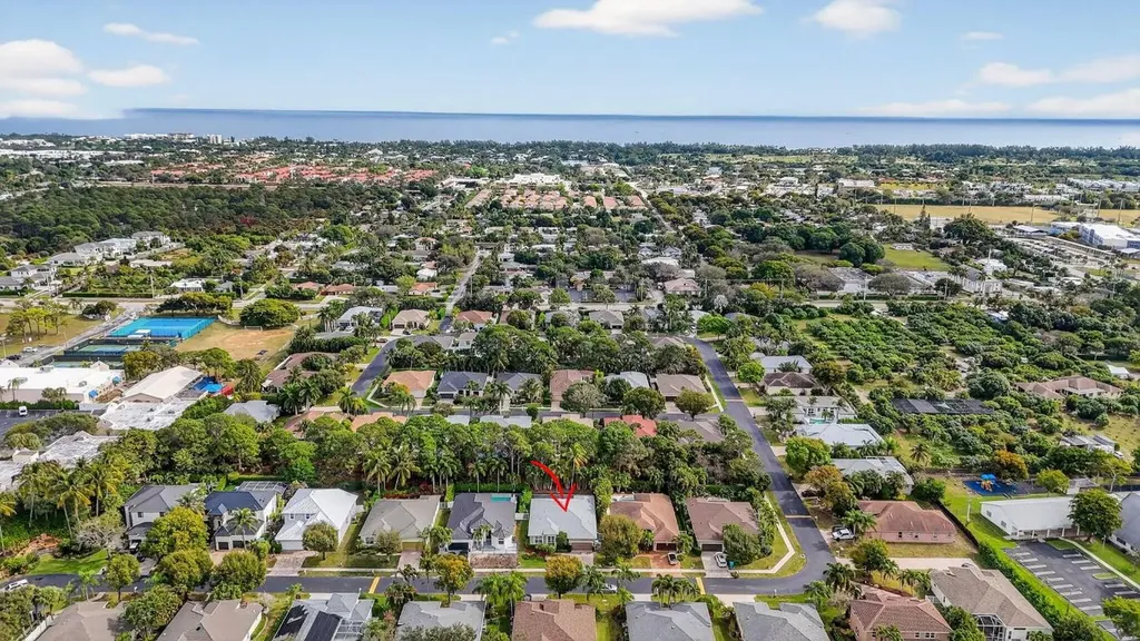 11 Lake Eden Drive Boynton Beach FL 33435